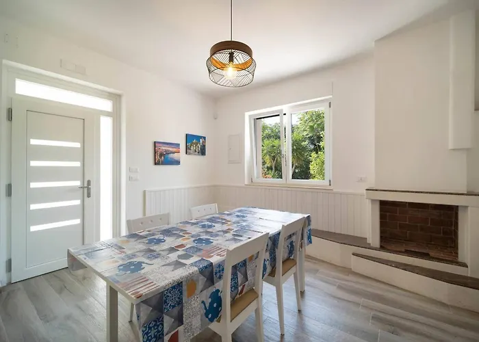 Lidia - Relax & Pool Near Polignano A Mare Villa